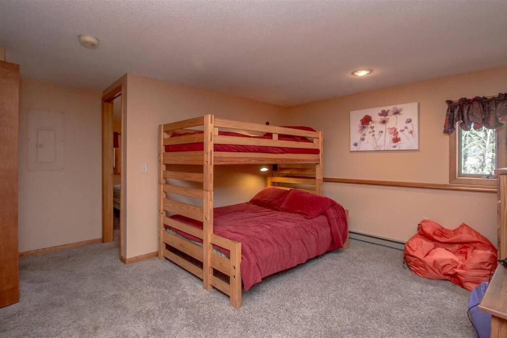 شقة Relaxing Riverside Retreat - Storyland, Attitash, North Conway بارتليت المظهر الخارجي الصورة